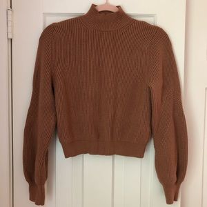 Zara cropped camel sweater in good condition.